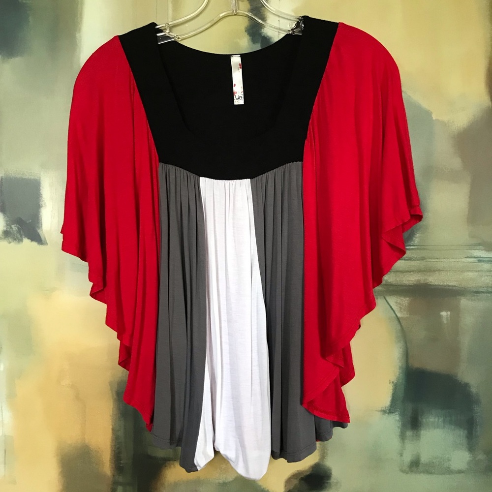 Yo poncho top, Size large, red multi